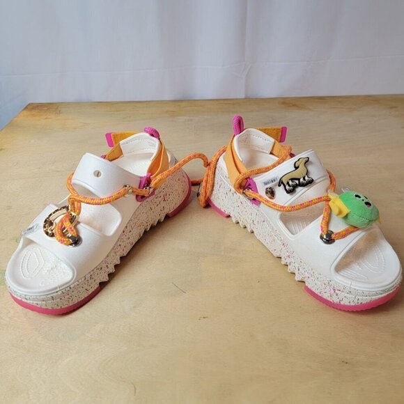 CROCS Hiker Xscape Festival Sandal - Limited Edition - SOLD OUT ONLINE - Picture 8 of 13